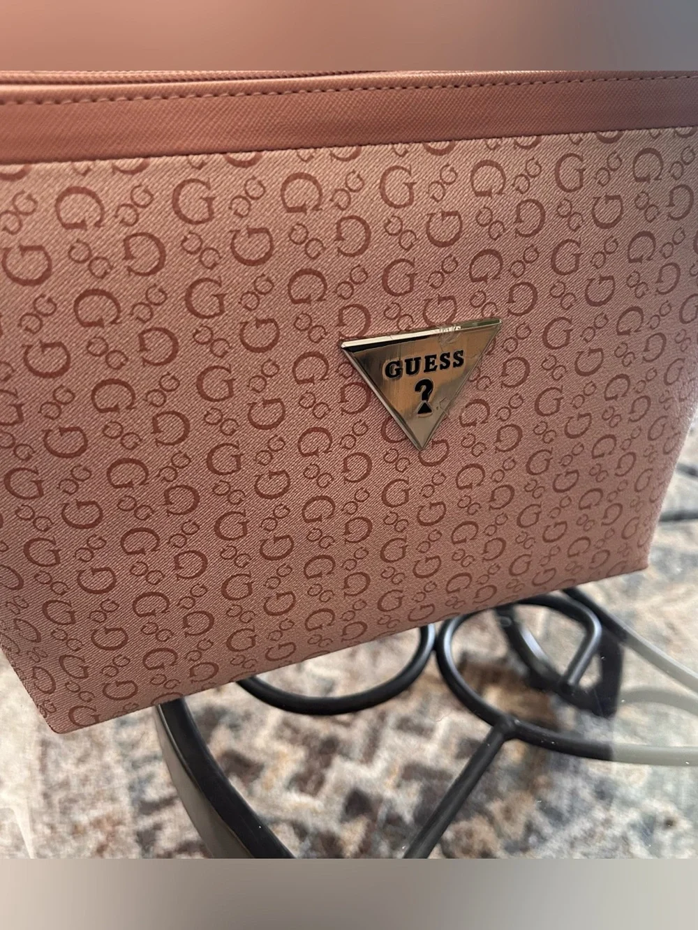 GUESS Evanston Cosmetic Travel Makeup Pouch